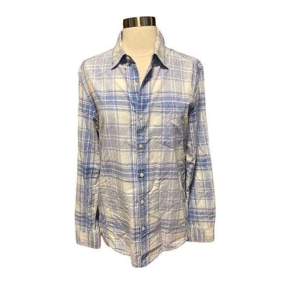 American Eagle Outfitters 100% Cotton Light Blue White Button Down - Picture 1 of 9
